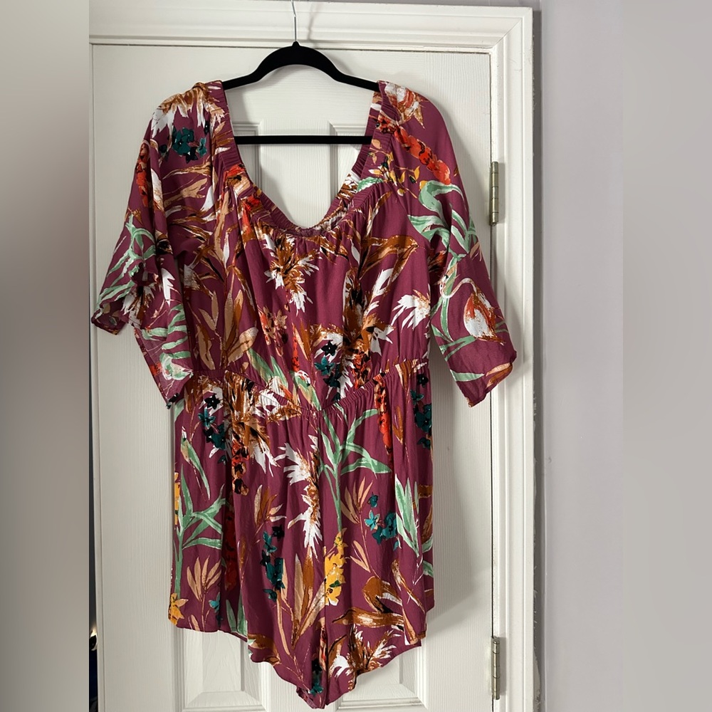 express floral romper size XL